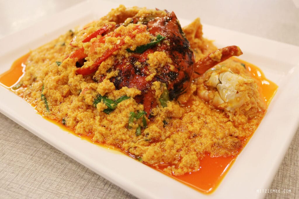 Bangkok: Gebratene Curry-Krabbe bei Somboon Seafood