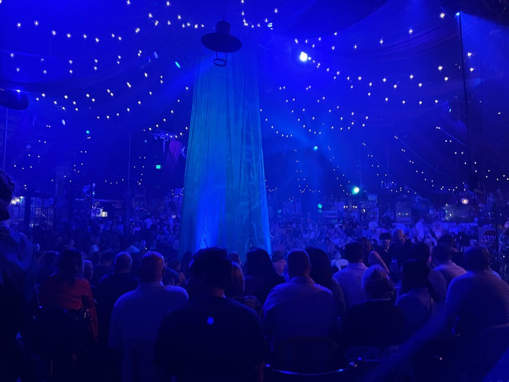 Absinthe - Meine erste Vegas Show - Vegas Blog Deutsch