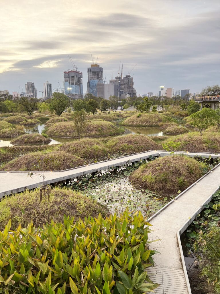 Bangkok: Benchakitti Forest Park - Eine grüne Oase in der Stadt