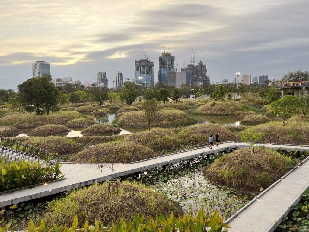 Bangkok: Benchakitti Forest Park - Eine grüne Oase in der Stadt