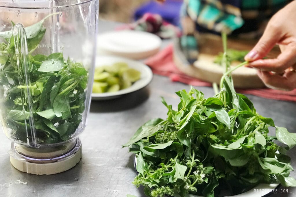 Rezept: Limetten-Basilikum-Saft - Teegarten im Borderline Collective in Mae Sot