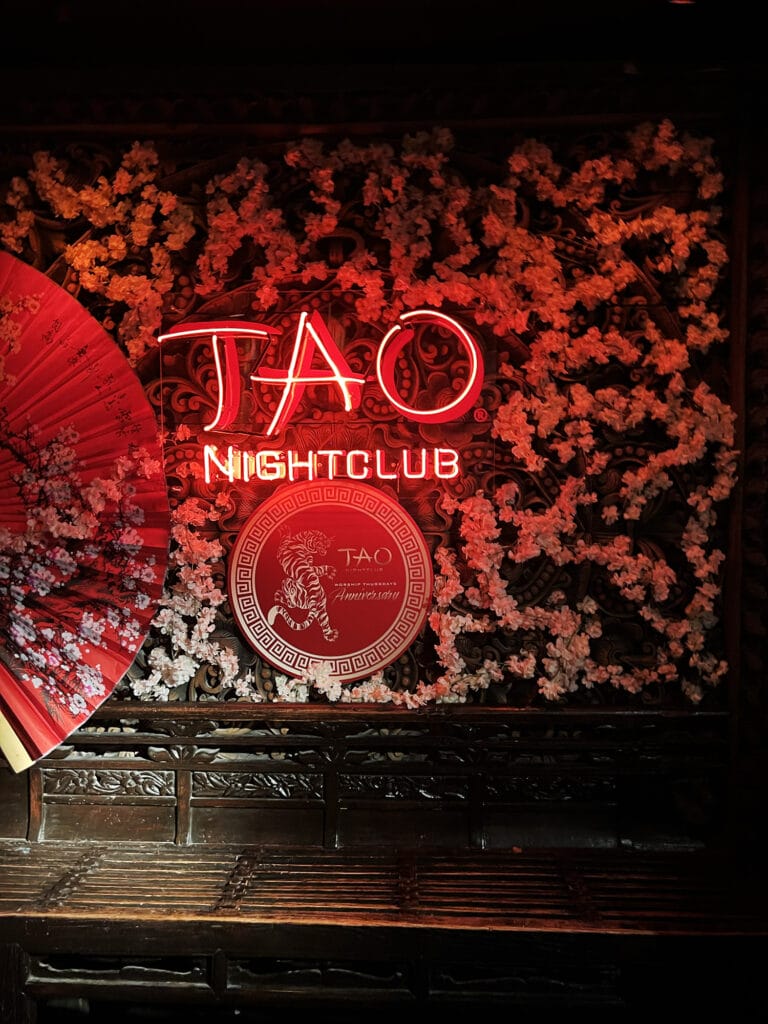 Las Vegas: Tao - Cocktails und Hummer-Wontons