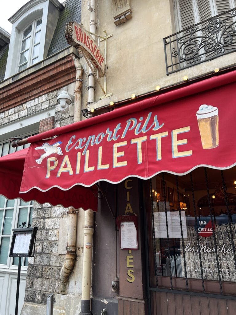 Boeuf Bourguignon bei Les Marches – Gemütliches Bistro in Paris