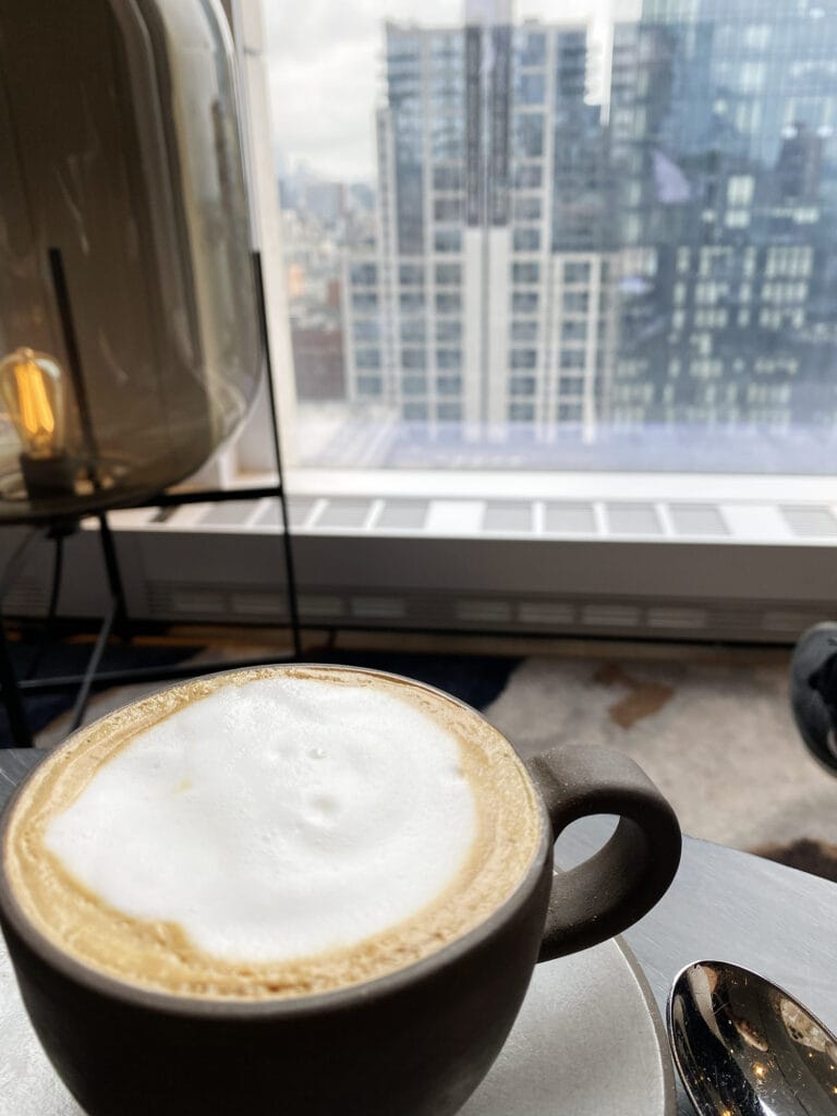 New York: Electric Lemon - Equinox Hotel