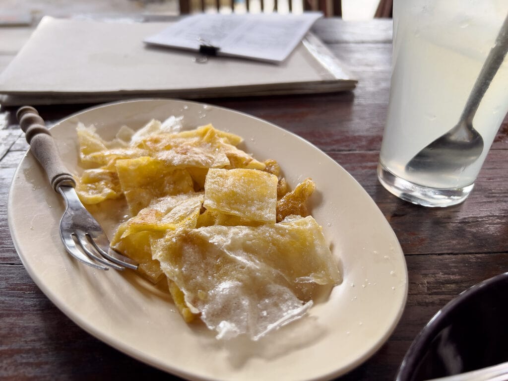 Rezept: Egg Roti mit Kondensmilch und Zucker