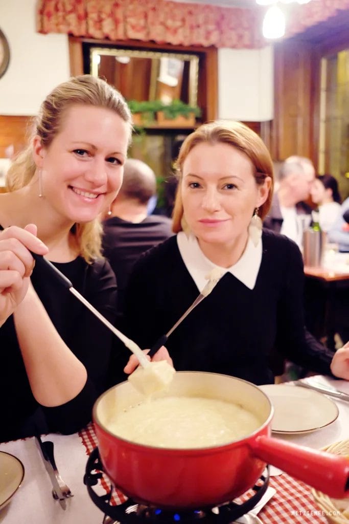 Zürich: Swiss Fondue Bei Fribourger Fondue Stübli