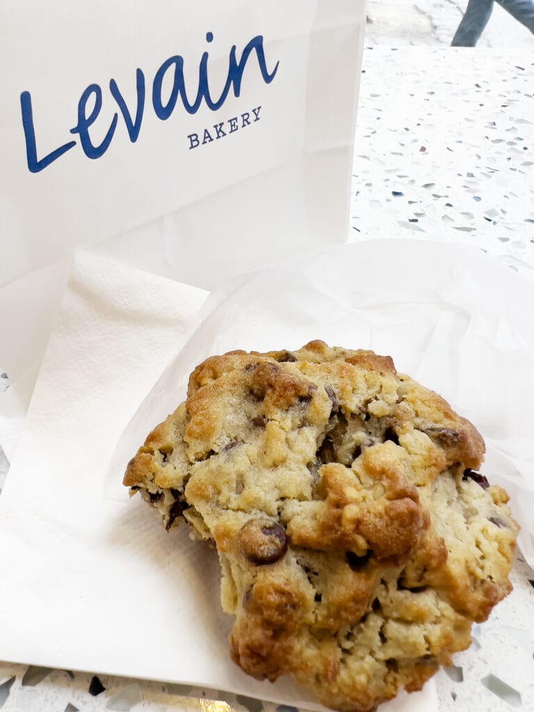 New York: Levain – Der Chocolate Chip Walnut Cookie