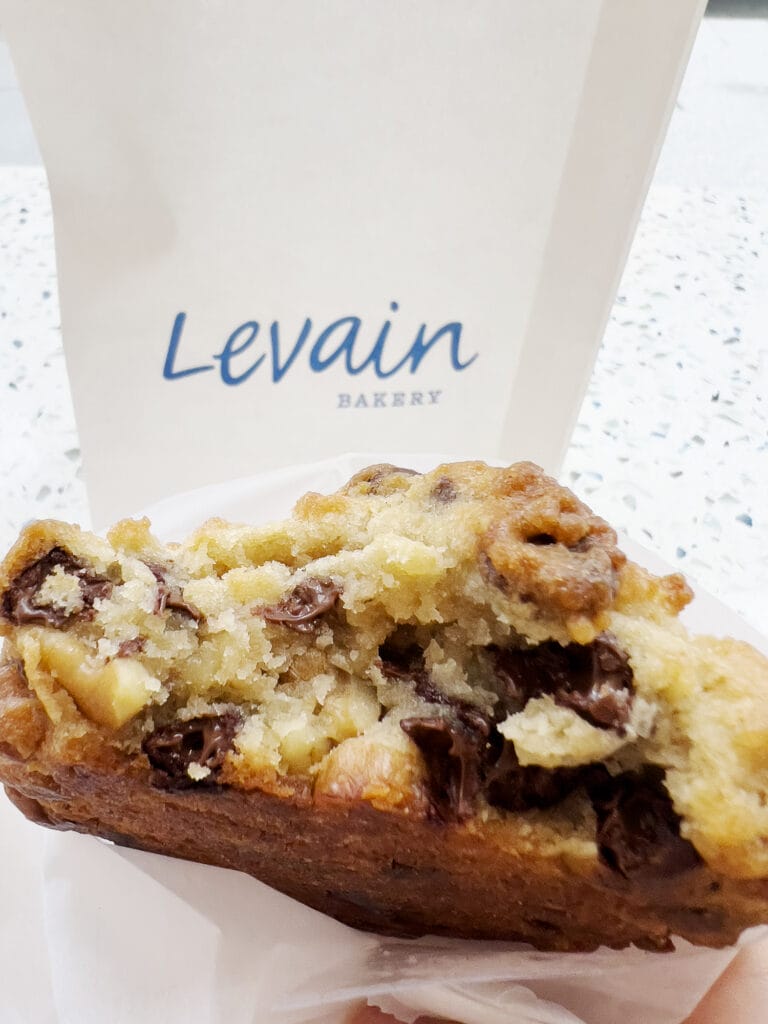 New York: Levain – Der Chocolate Chip Walnut Cookie