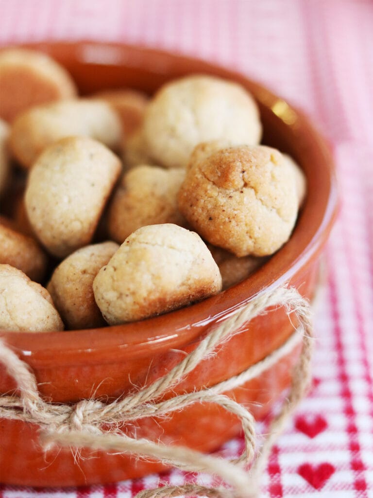 Rezept: Pebernødder (Dänische Pfeffernüsse) – Ein Klassiker in der Weihnachtszeit