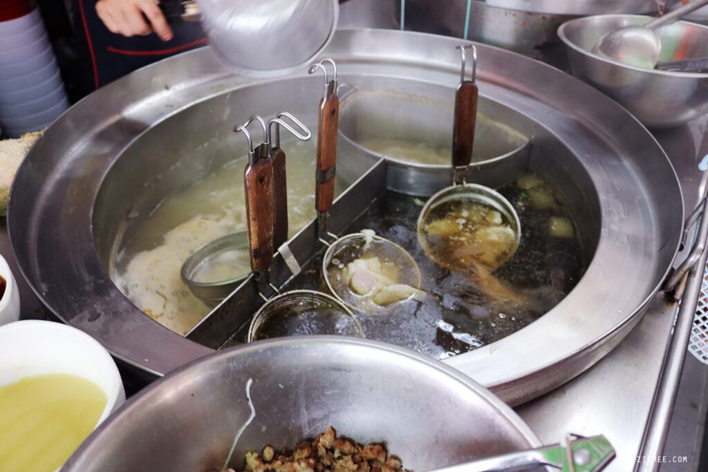 P’Aor – Beste Tom Yum Suppe in Bangkok.