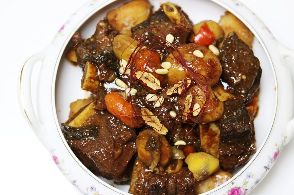 Rezept: Galbi-jjim – Koreanische geschmorte Rinderrippen