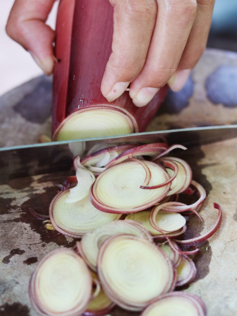Rezept: Kambodschanischer Rindfleischsalat mit Bananenblume