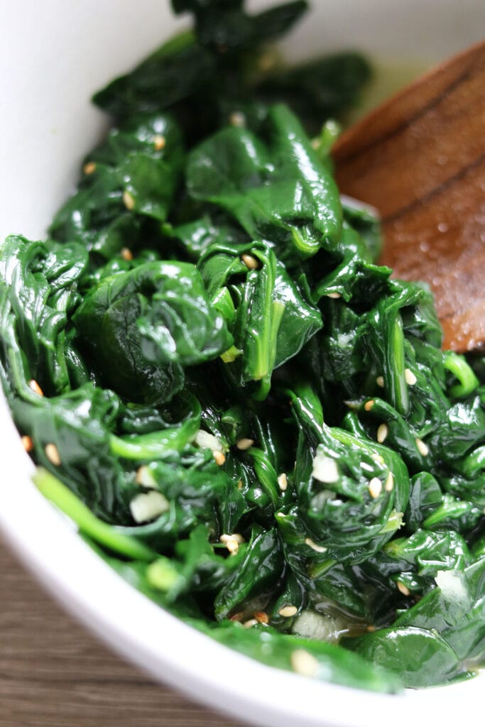 Rezept: Bibimbap mit Gemüse, Pilzen und Spiegelei