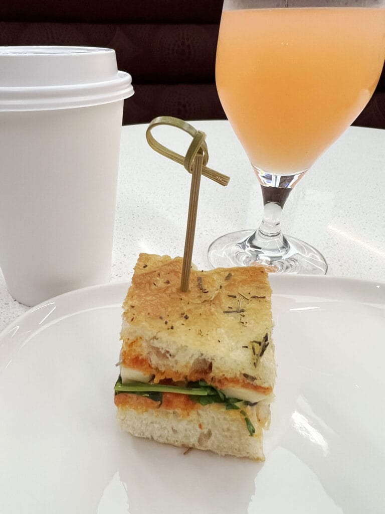 JFK: Mein Guide zum Delta Sky Club im Terminal 4, Concourse B
