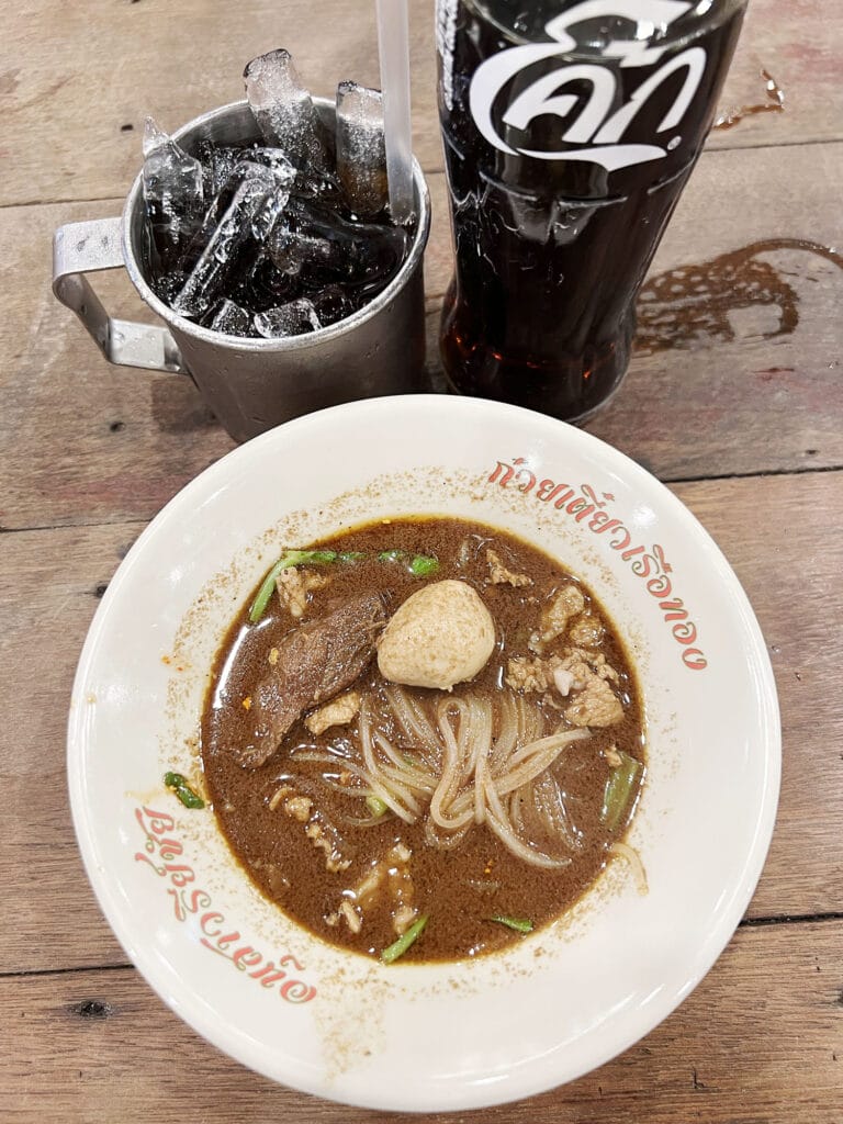 Bangkok Guide: Boat Noodle Alley