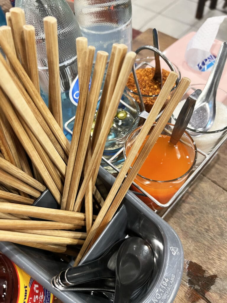 Bangkok Guide: Boat Noodle Alley