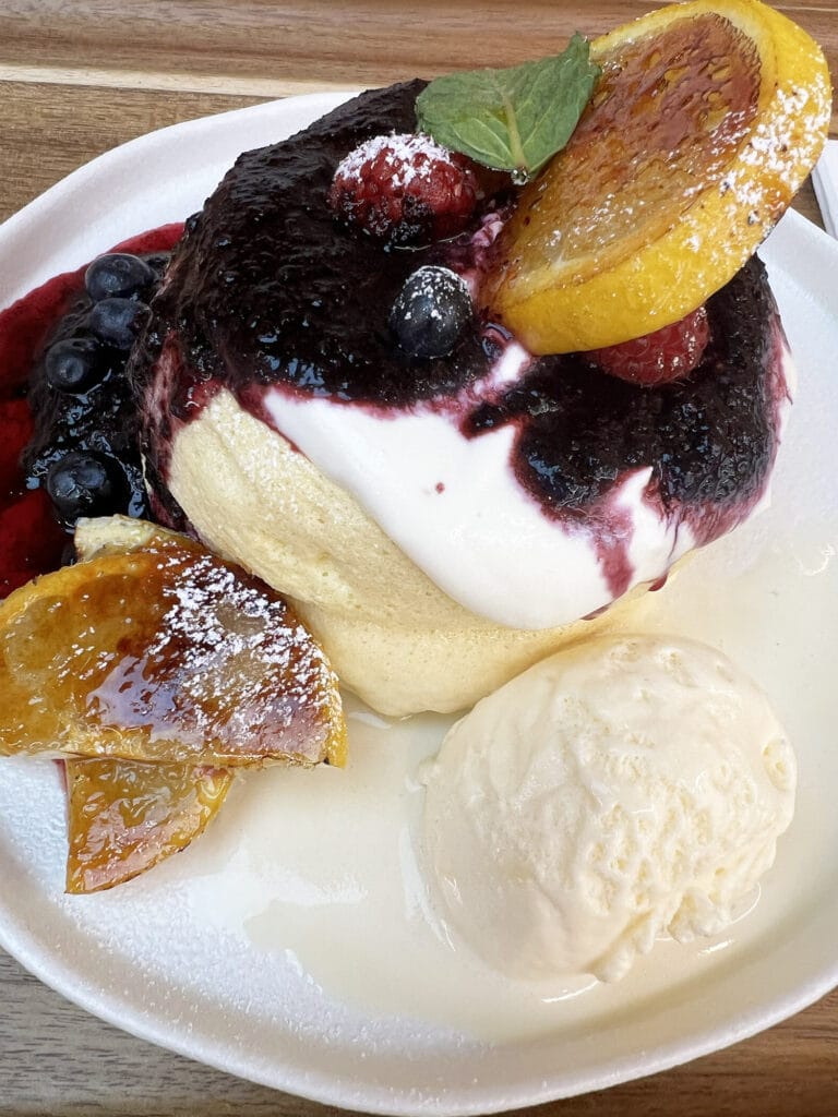 New York: Soufflé-Pfannkuchen bei Fluffy Fluffy