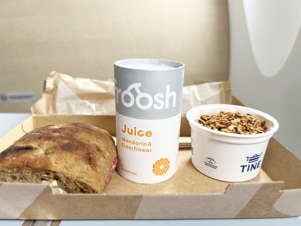 SAS: Upgrade – Guten Morgen aus Sitz 2F