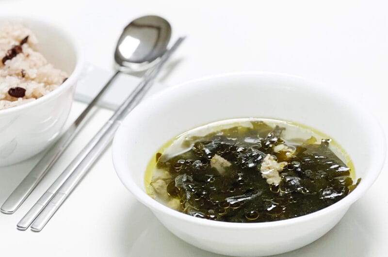 Recette : Miyeok Guk – Soupe d’algues coréenne (Soupe d’anniversaire)